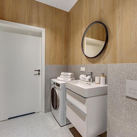 Scala City Center Apartments & Studio By Lion Apartments Гданьск Экстерьер фото