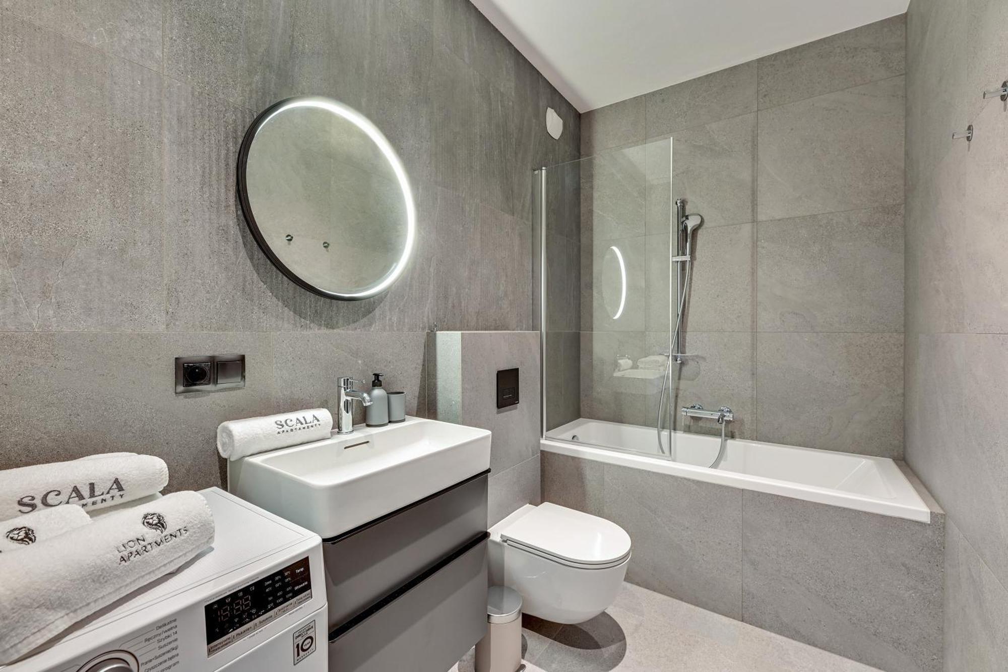 Scala City Center Apartments & Studio By Lion Apartments Гданьск Экстерьер фото